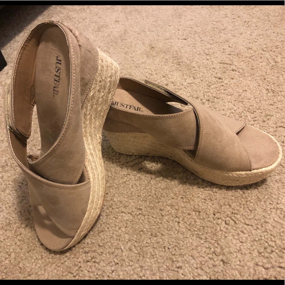 JustFab Tan Sandals. Size US 6.5.